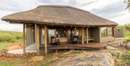 Buffalo Ridge Safari Lodge