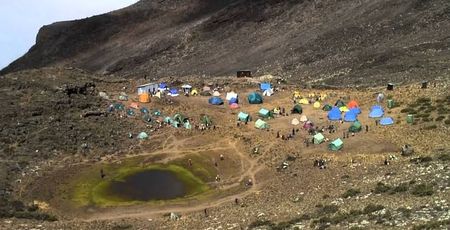 Kilimanjaro – Mawenzi Tarn Hut Camp 4330 meter
