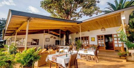 Simba Farm Lodge