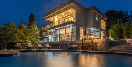 Cleo Lake Kivu Hotel