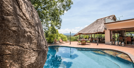 La Roca Guesthouse