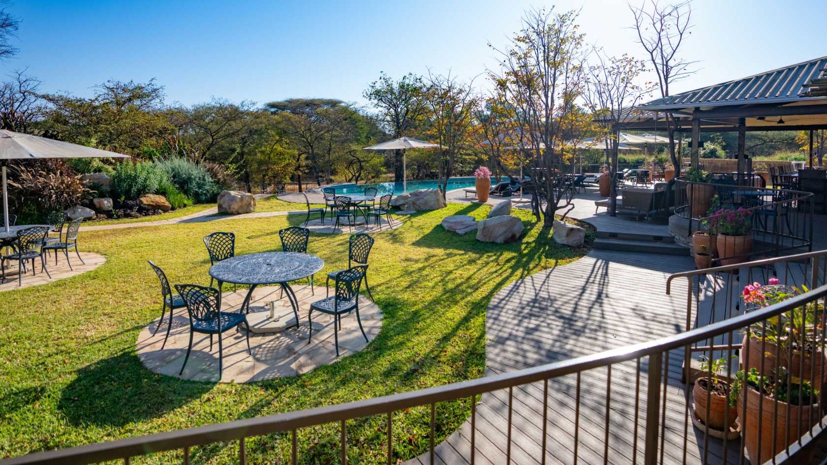 Insika Lodge » Zimbabwe » Matoke Tours