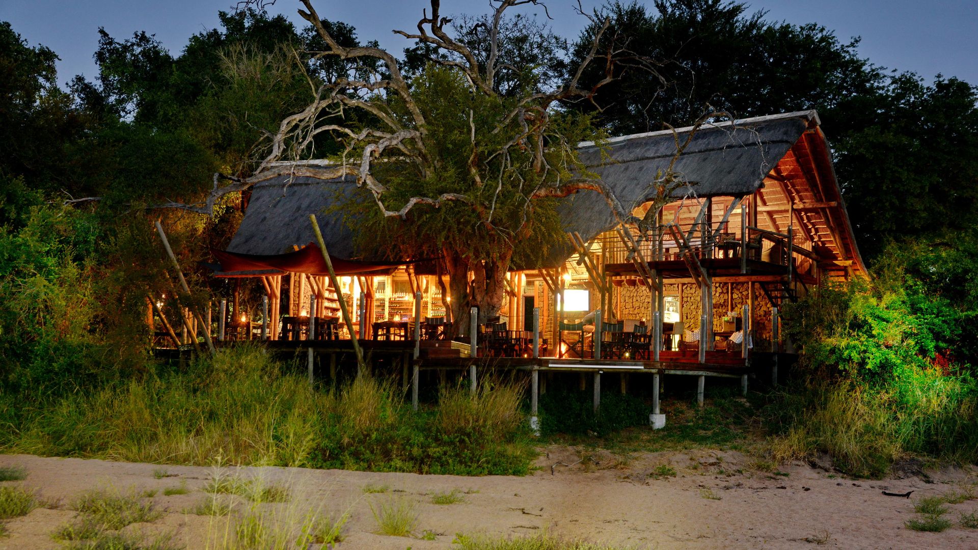 Rhino Post Safari Lodge » Matoke