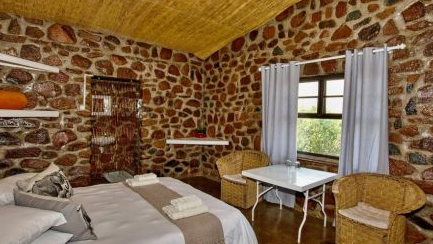 Brandberg White Lady Lodge » Matoke