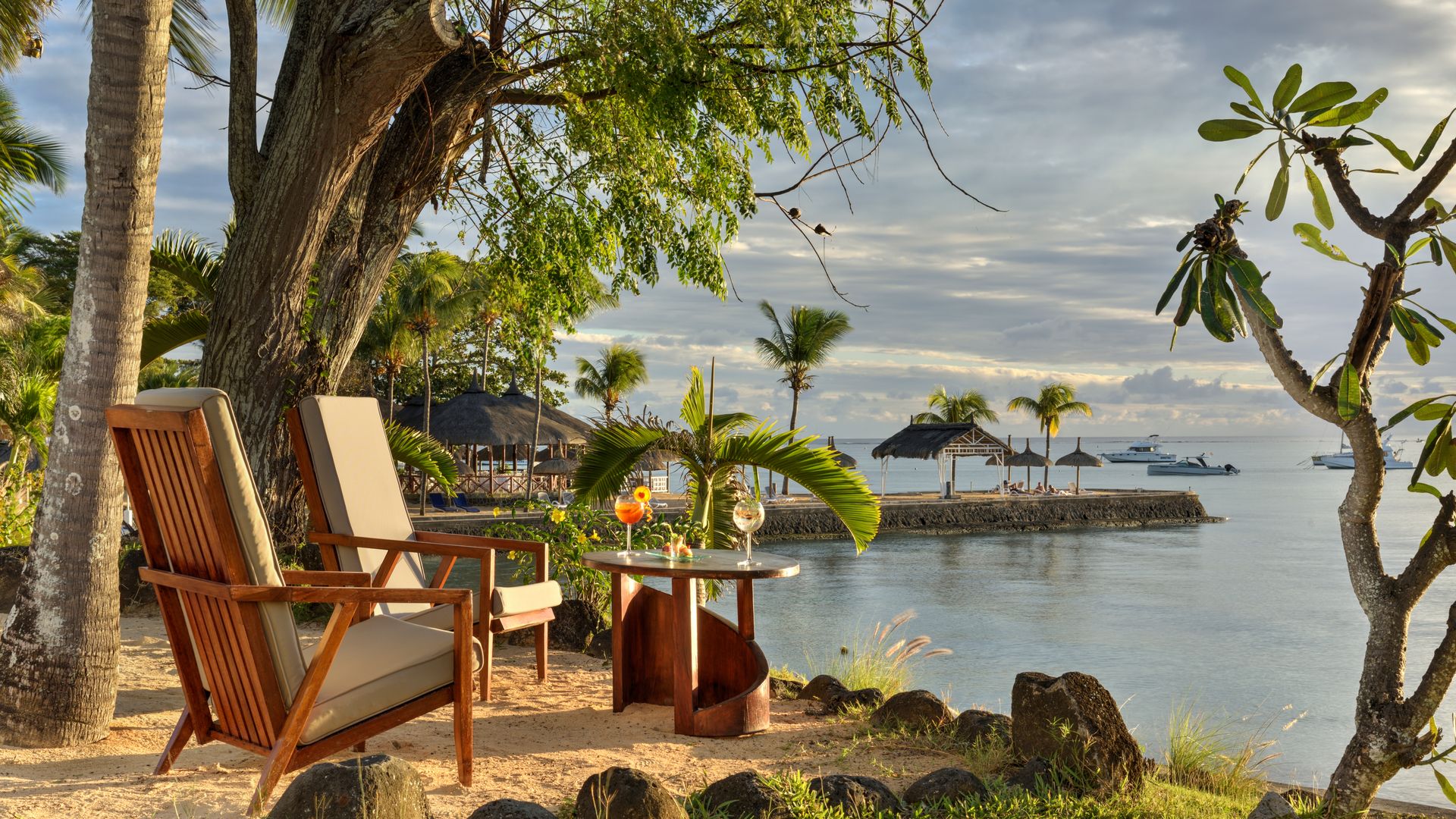 Coral Azur Beach Resort » Matoke