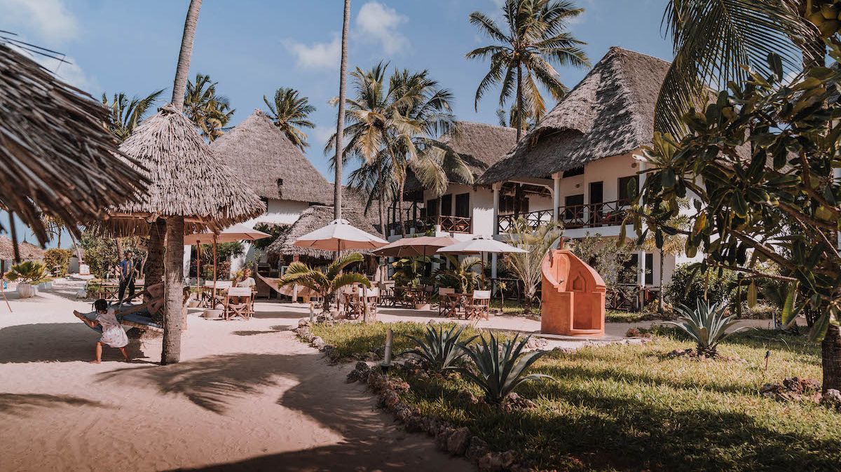 Blue Oyster Hotel » Tanzania » Matoke Tours