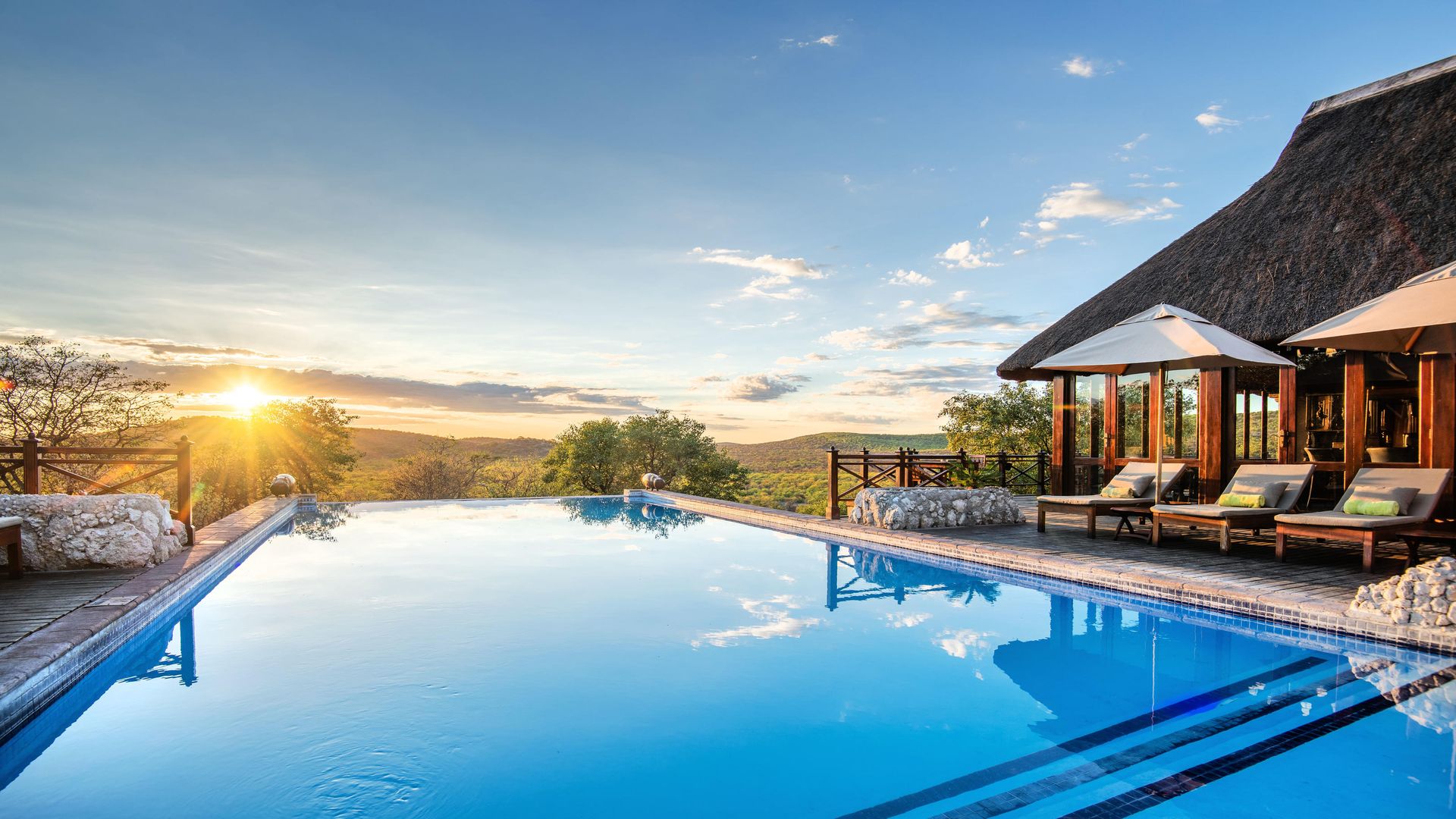 Epacha Game Lodge » Namibië » Matoke Tours