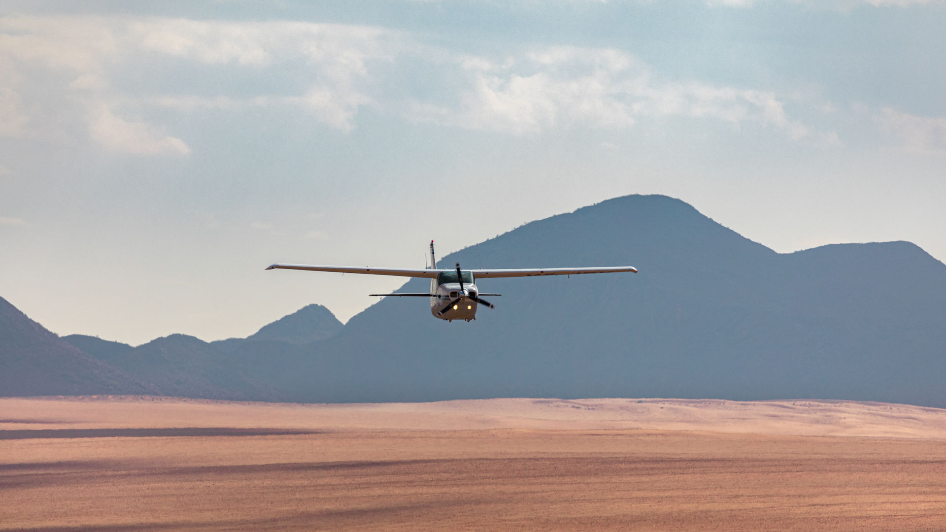 Exclusieve fly-in-safari Namibie | 12-daagse vliegrondreis in stijl