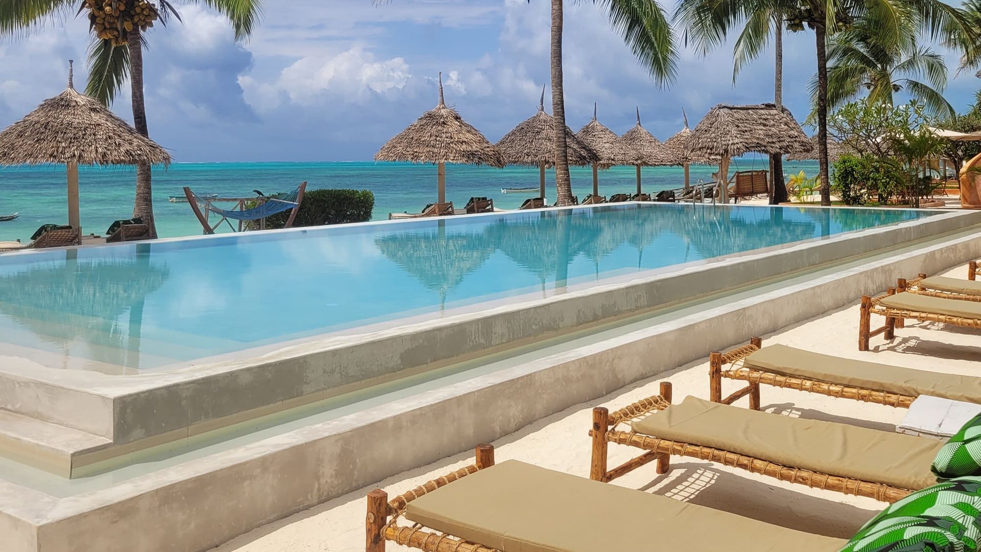 Blue Oyster Hotel » Tanzania » Matoke Tours