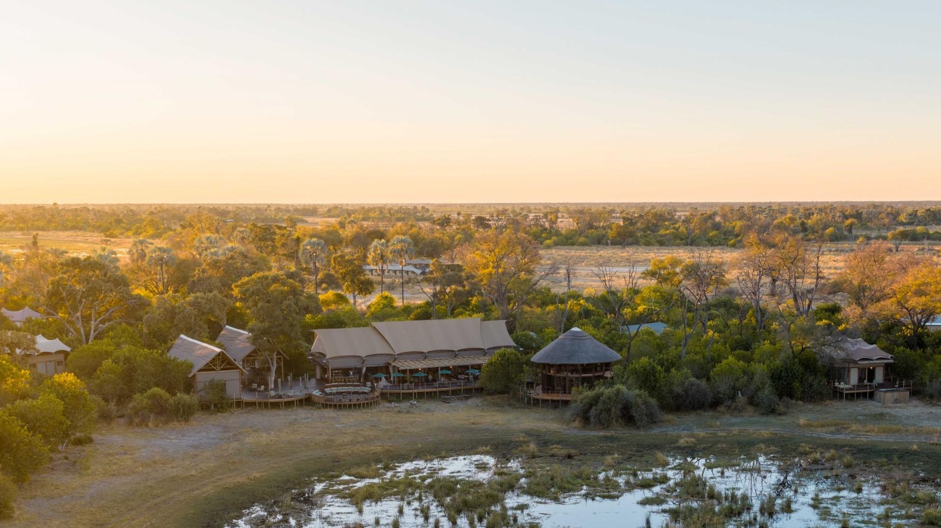 Atzaró Camp Okavango » Botswana » Matoke Tours