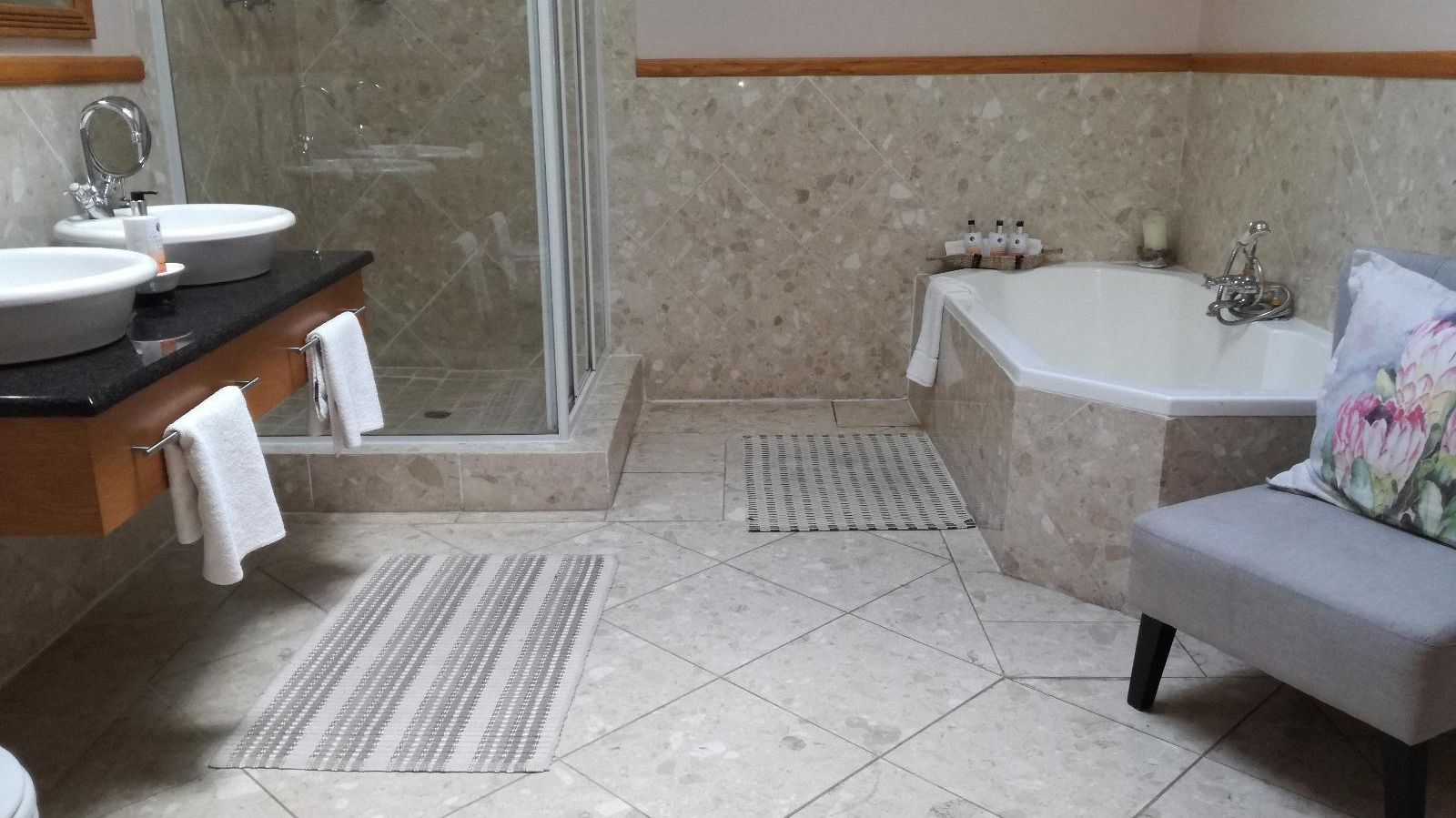 Cape Flame Guest House » Zuid Afrika » Matoke Tours