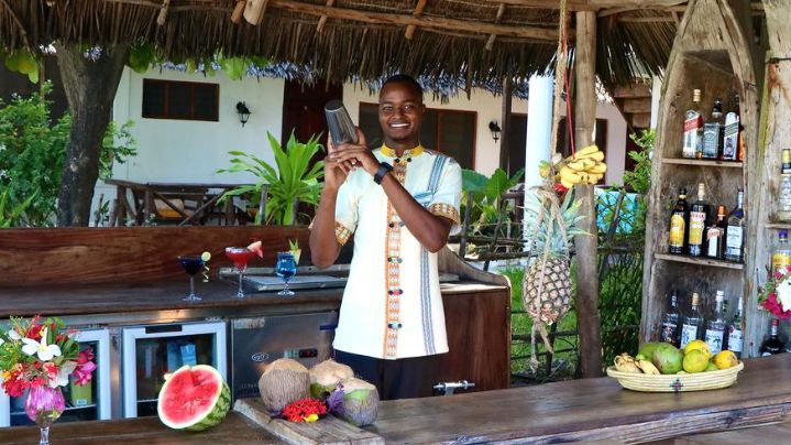 Blue Oyster Hotel » Tanzania » Matoke Tours