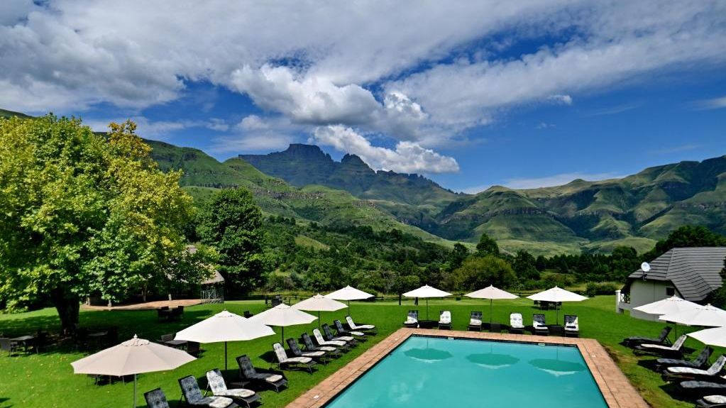 Champagne Castle Hotel » Matoke