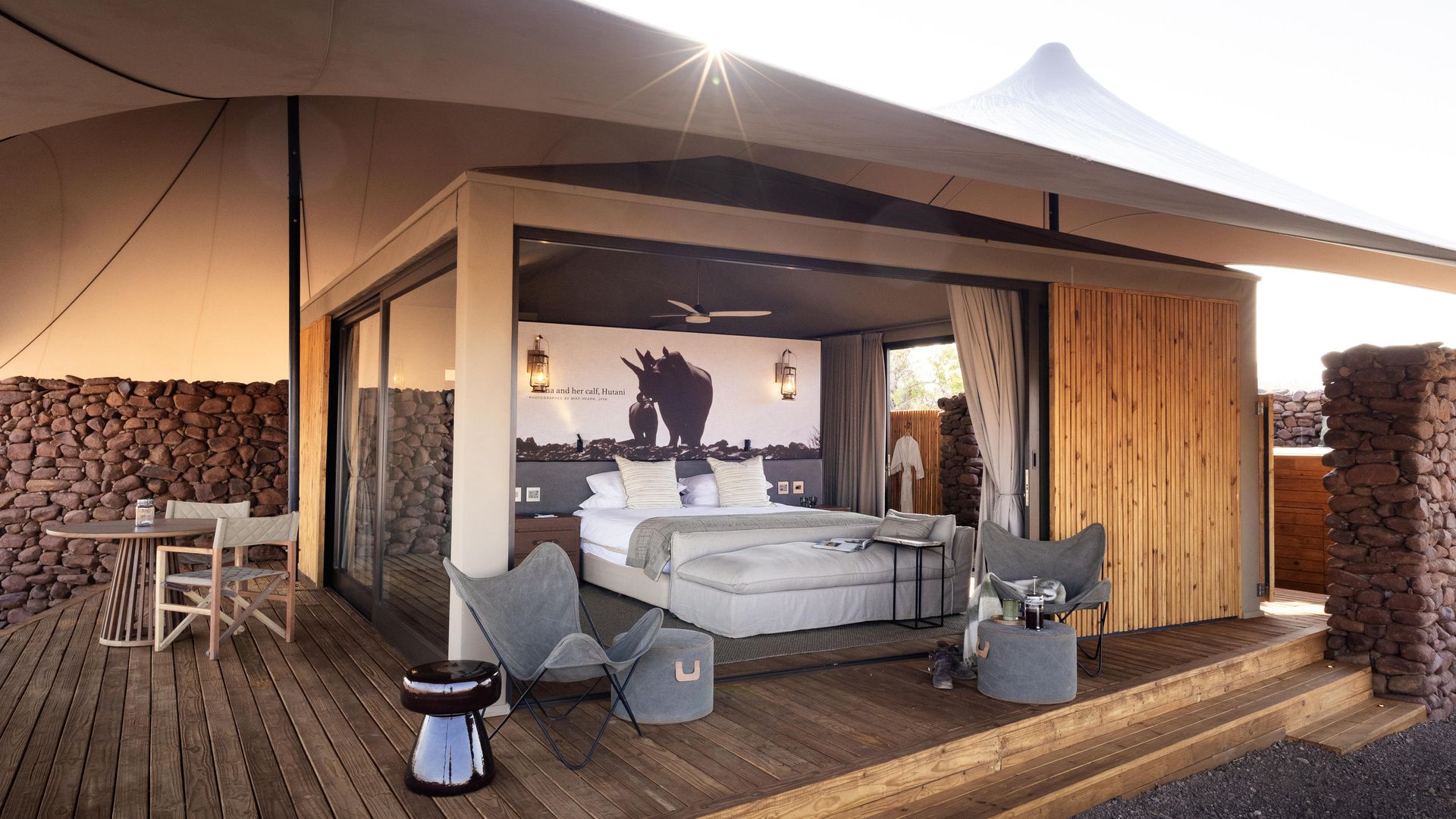 Desert Rhino Camp » Namibië » Matoke Tours