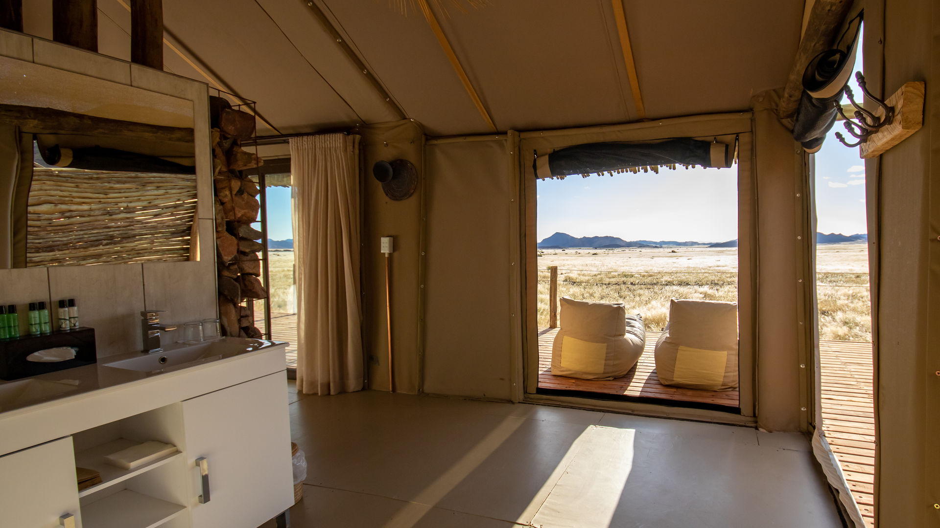 Elegant Desert Camp » Matoke