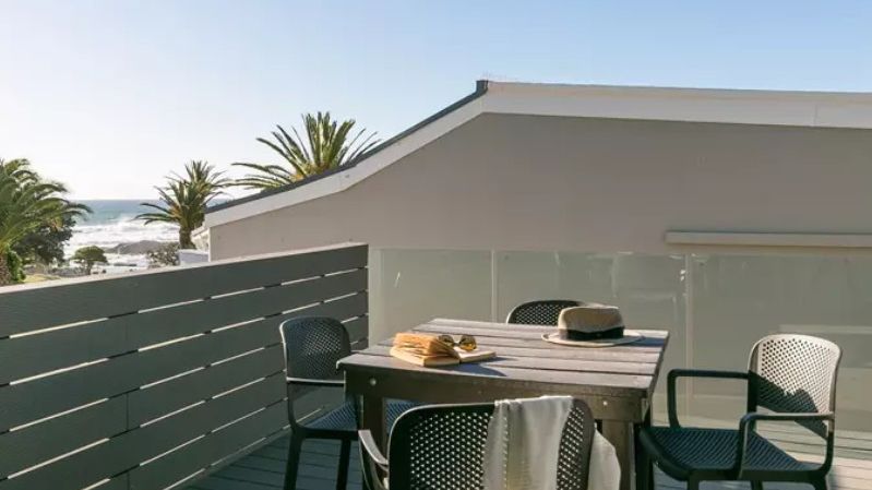 Camps Bay Village » Matoke