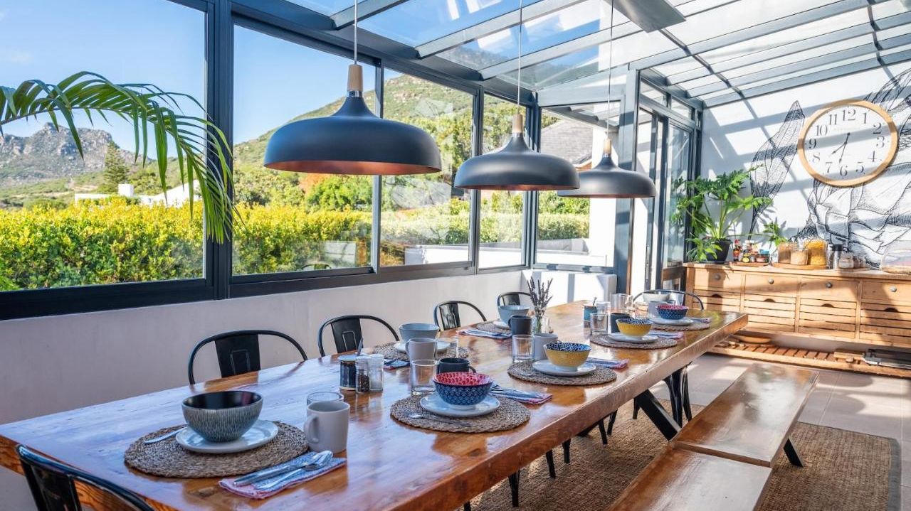 Hout & About Guesthouse » Matoke