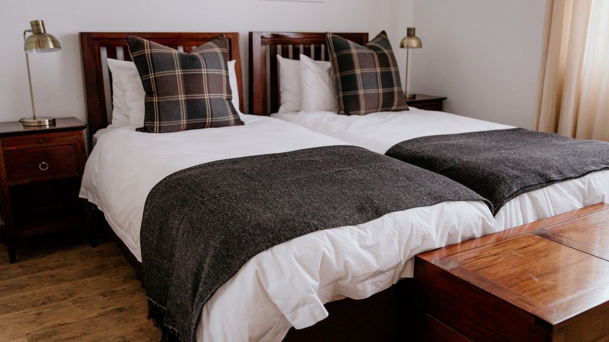 Fritz Manor » Namibië » Matoke Tours