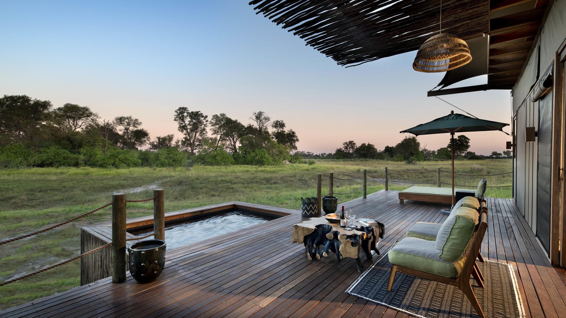 Atzaró Camp Okavango » Botswana » Matoke Tours