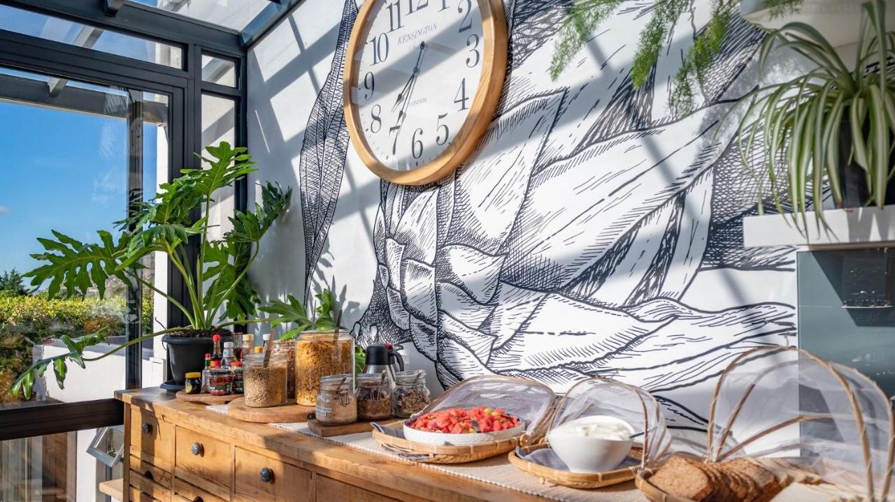 Hout & About Guesthouse » Matoke