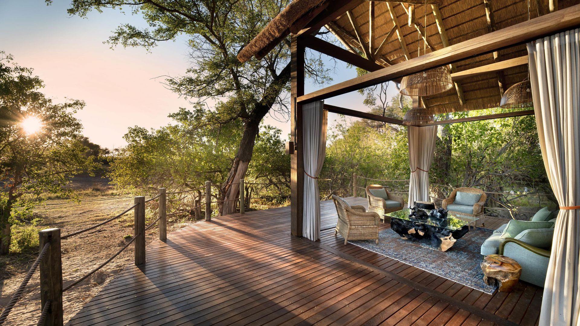 Atzaró Camp Okavango » Botswana » Matoke Tours