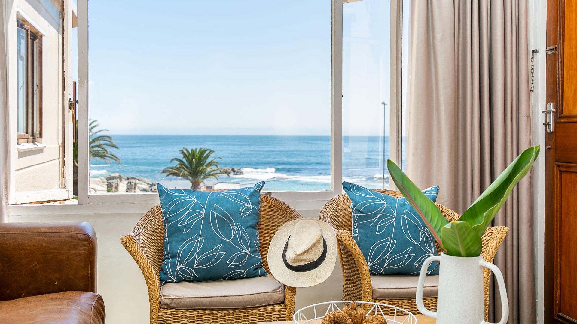 Camps Bay Village » Matoke