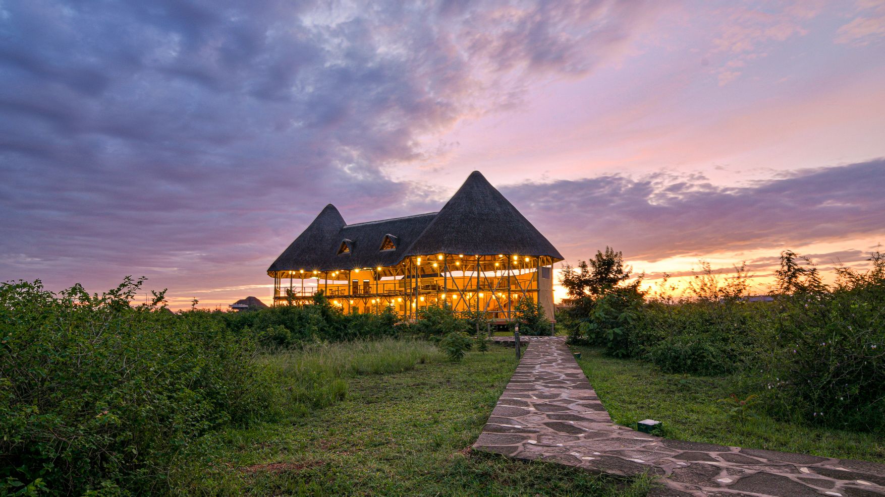 Aardvark Safari Lodge » Oeganda » Matoke Tours