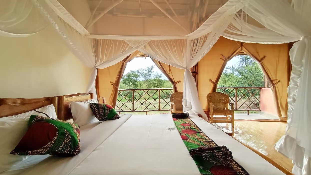 Bamboo Village - Deluxe Room » Matoke