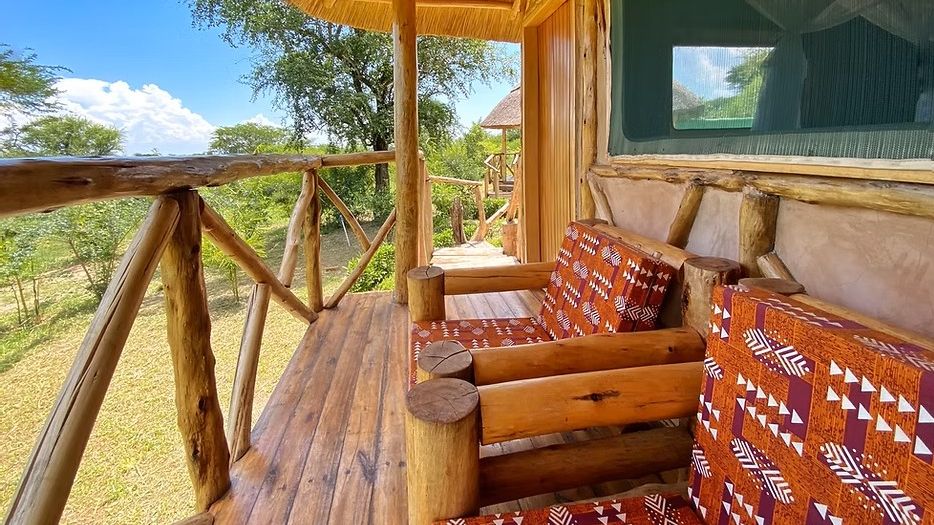 Bamboo Village - Savannah Cottage » Oeganda » Matoke Tours