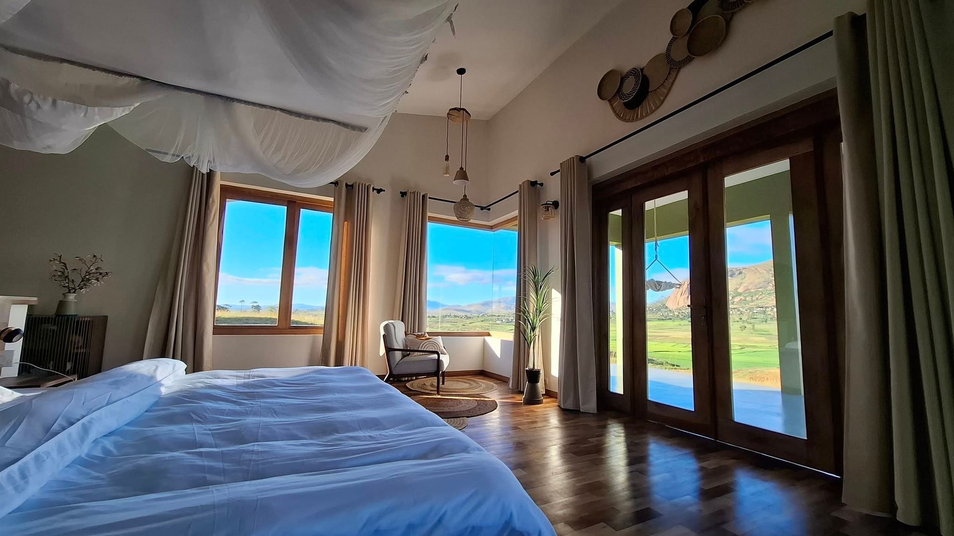Betsileo Country Lodge - Luxe Bungalow » Matoke