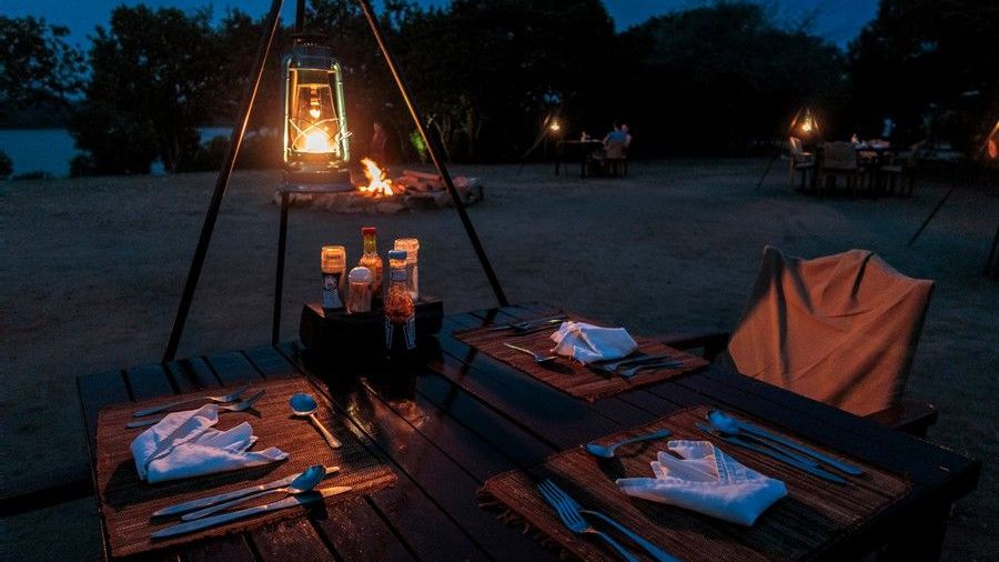 Bush Lodge - Lazy Camping » Matoke