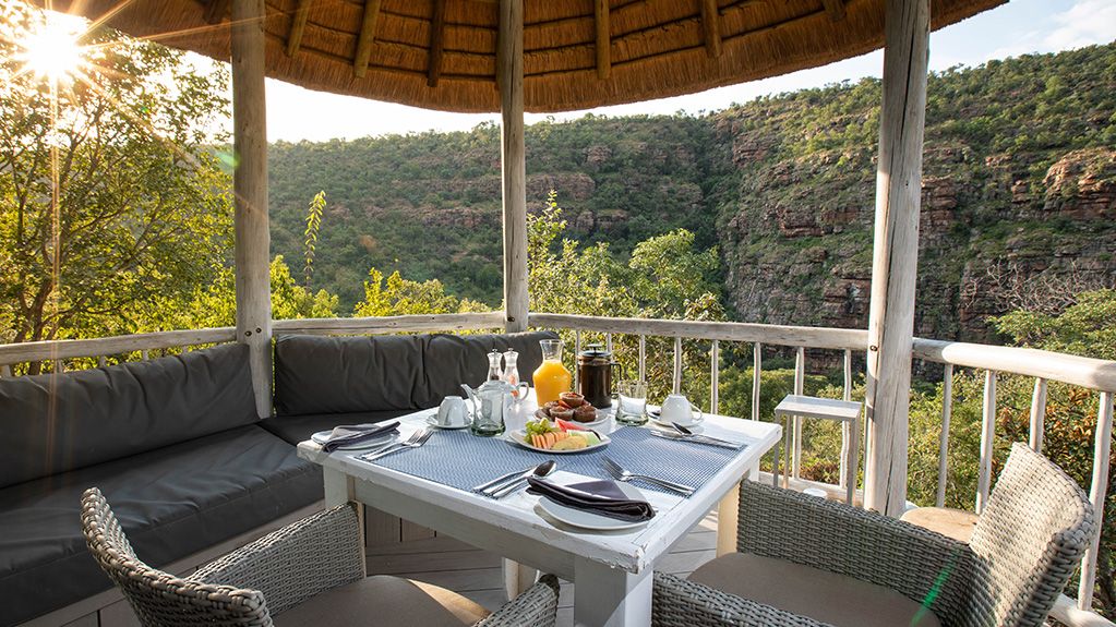 Clifftop Exclusive Safari Hideaway » Matoke
