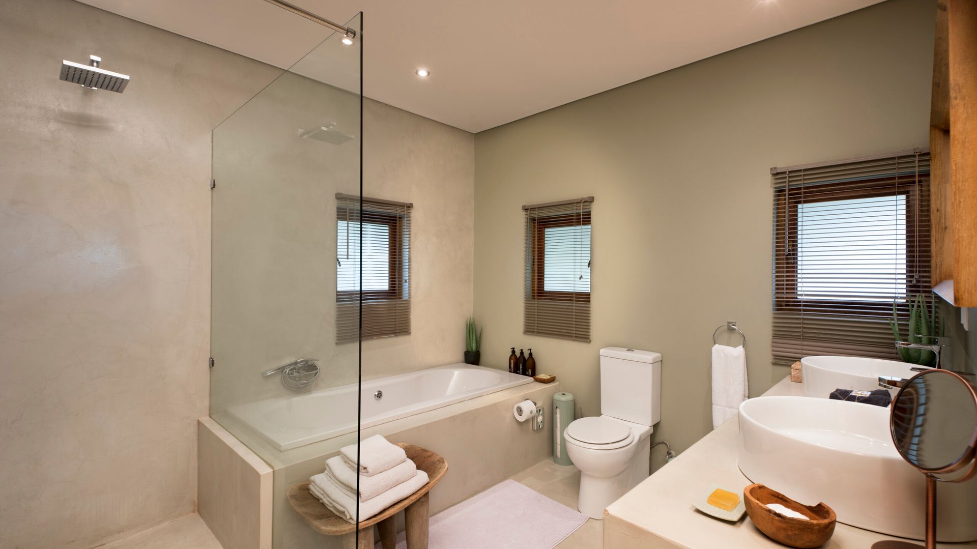 Mhondoro Safari Lodge » Zuid Afrika » Matoke Tours