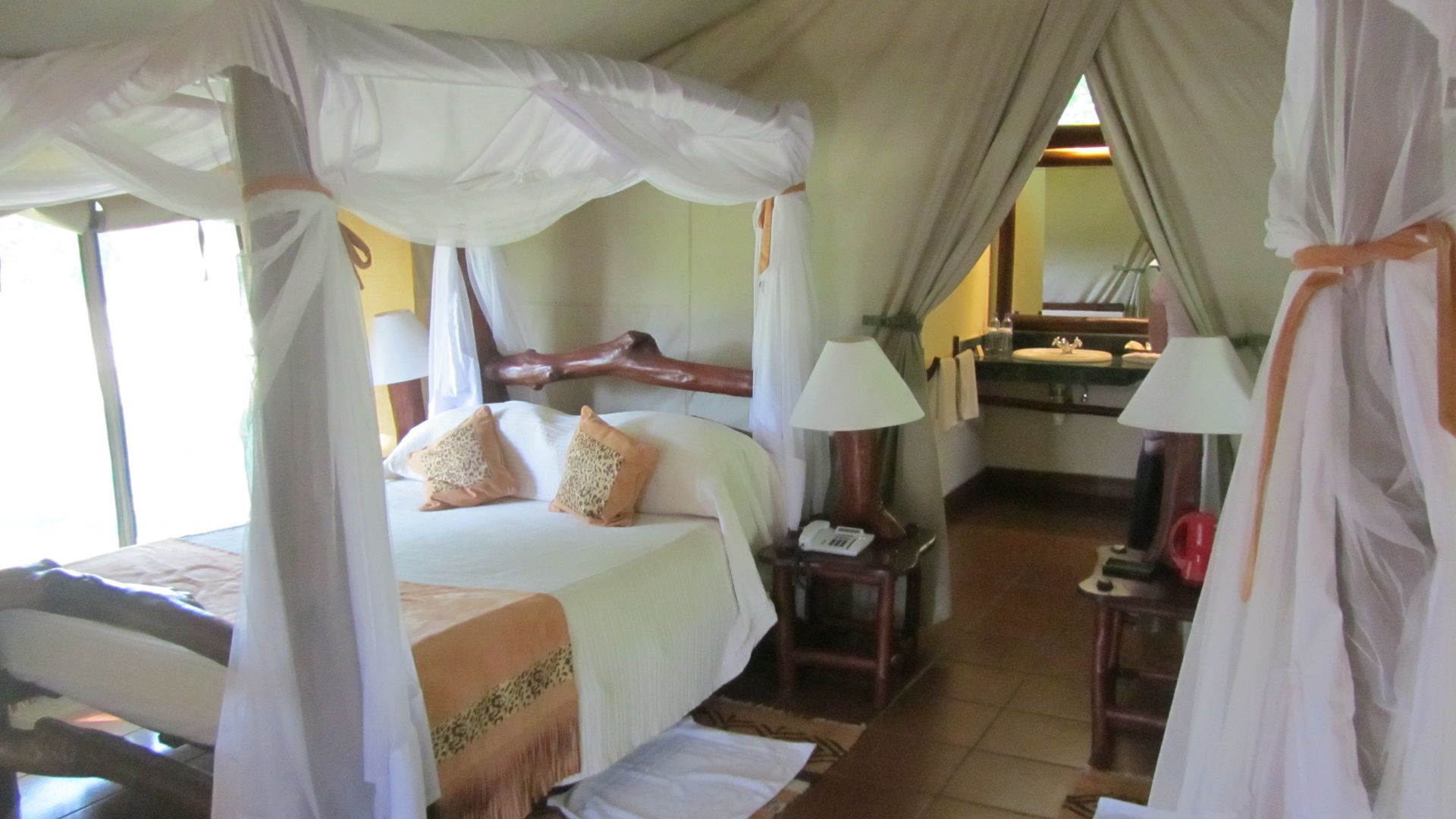 Mbuzi Mawe Tented Camp » Matoke