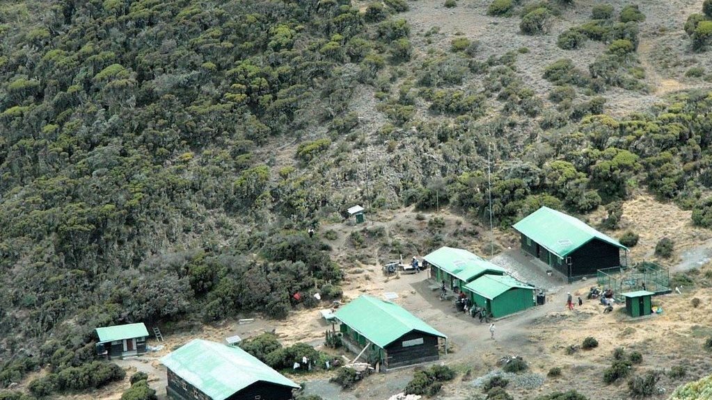 Mount Meru - Miriakamba huts 2514 meter » Matoke