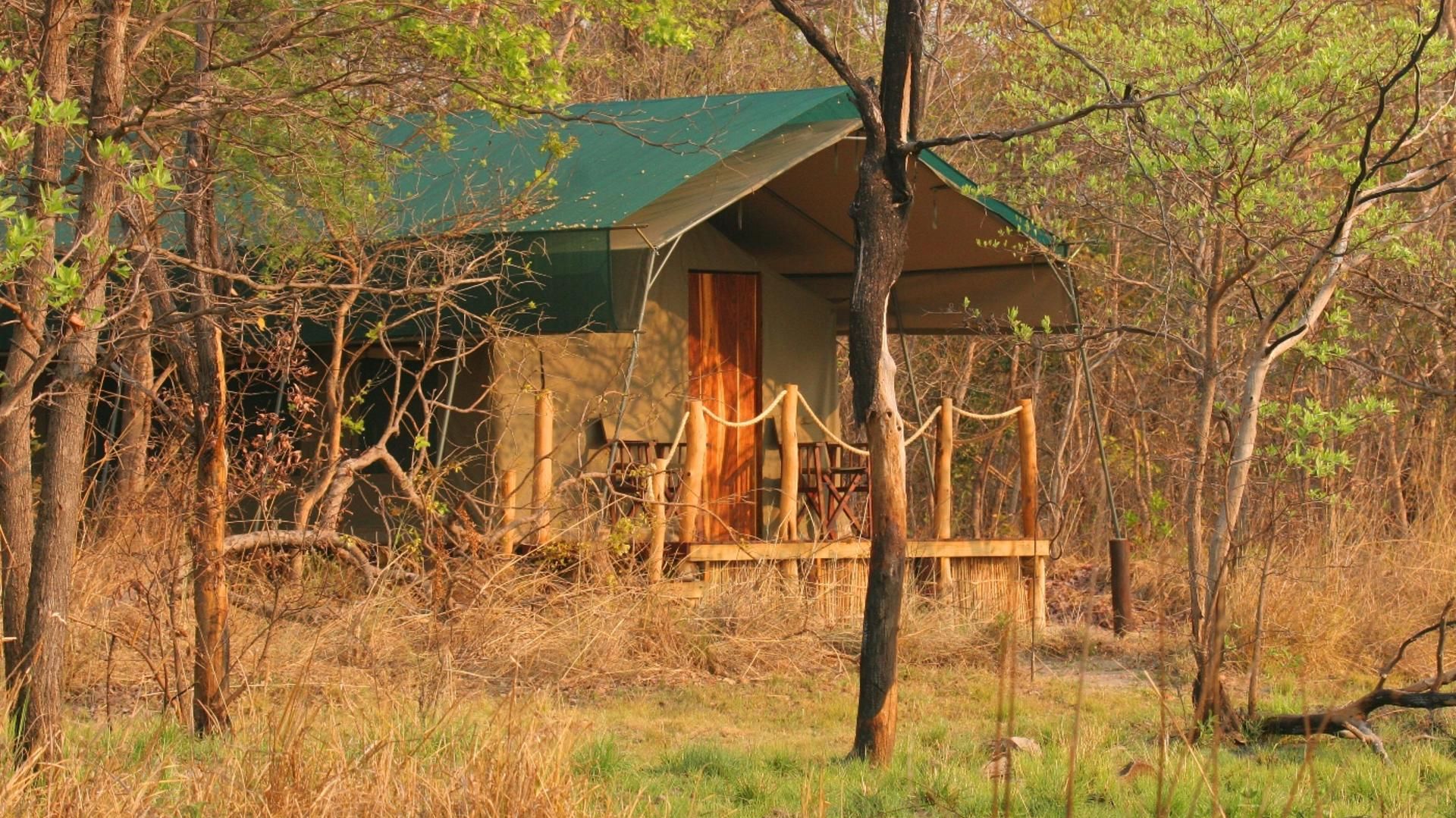 Nanzhila Plains Safari Camp » Zambia » Matoke Tours