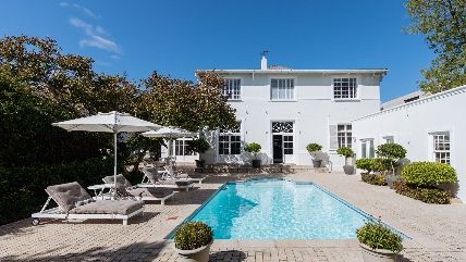 One Marine Drive Boutique Hotel » Matoke