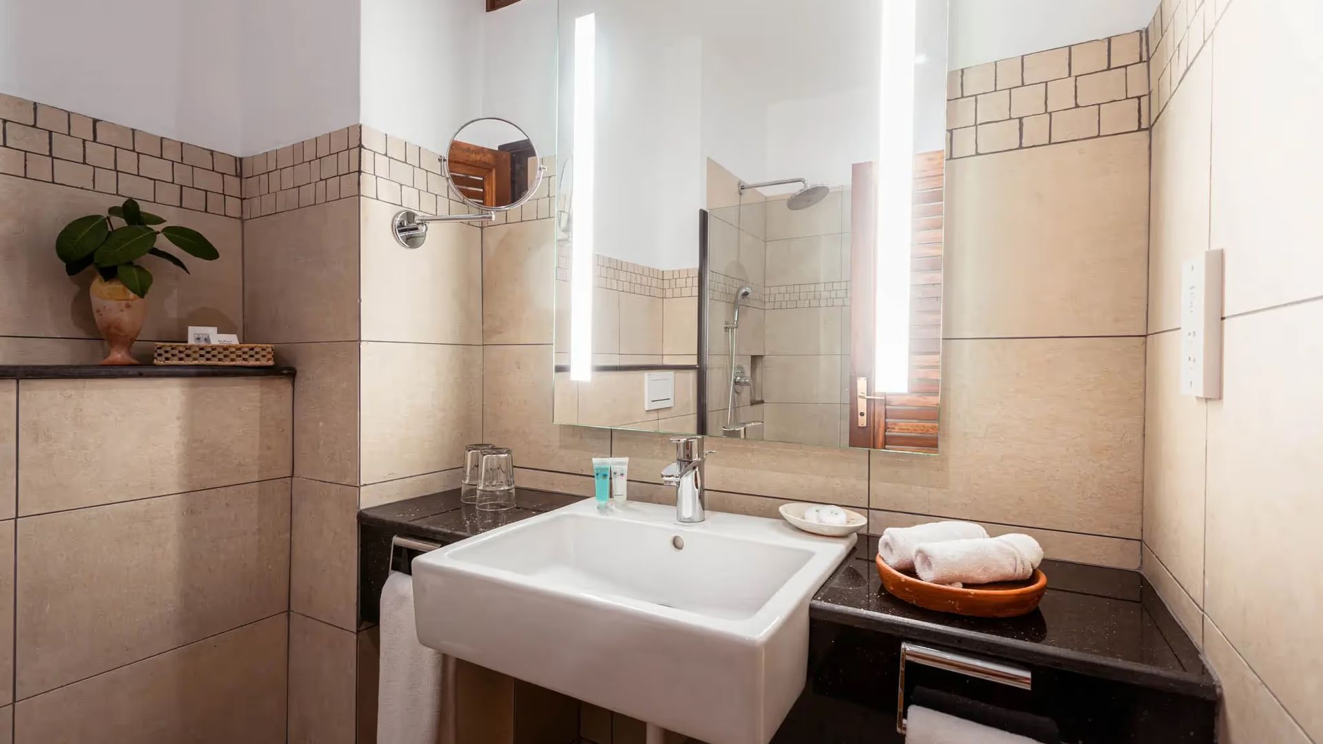 Severin Sea Lodge » Kenia » Matoke Tours