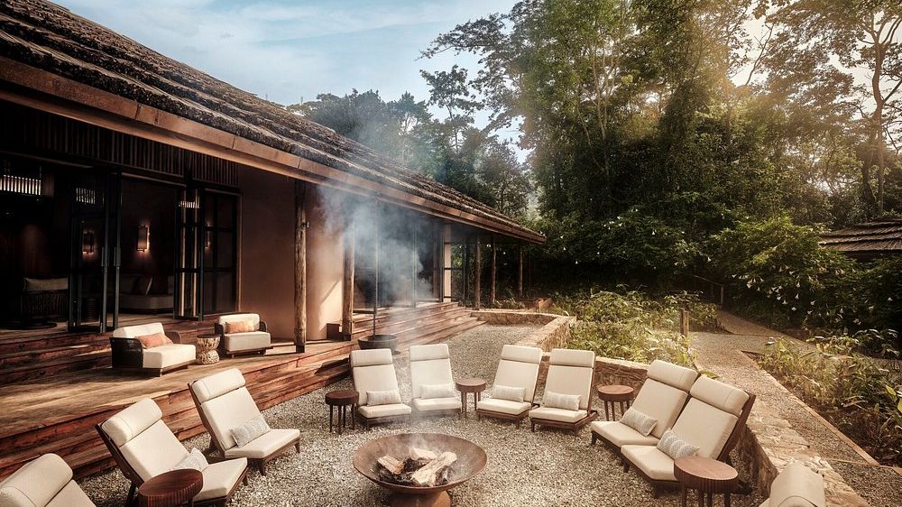 Sanctuary Gorilla Forest Camp » Oeganda » Matoke Tours