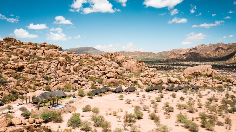 Reisspecialist Marit van Matoke Tours op studiereis in Namibië