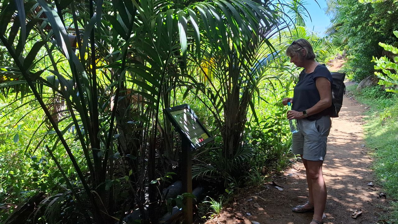 Michele en Marielle van Matoke Tours op studiereis naar de Seychellen
