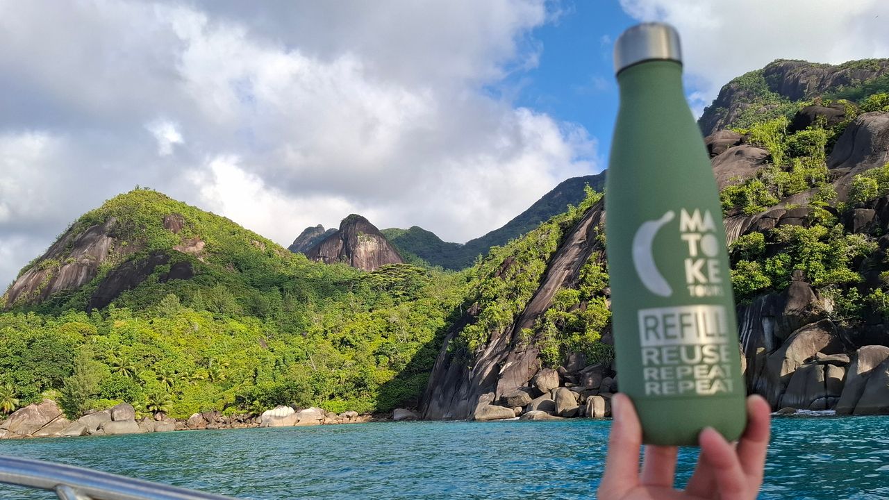 Michele en Marielle van Matoke Tours op studiereis naar de Seychellen