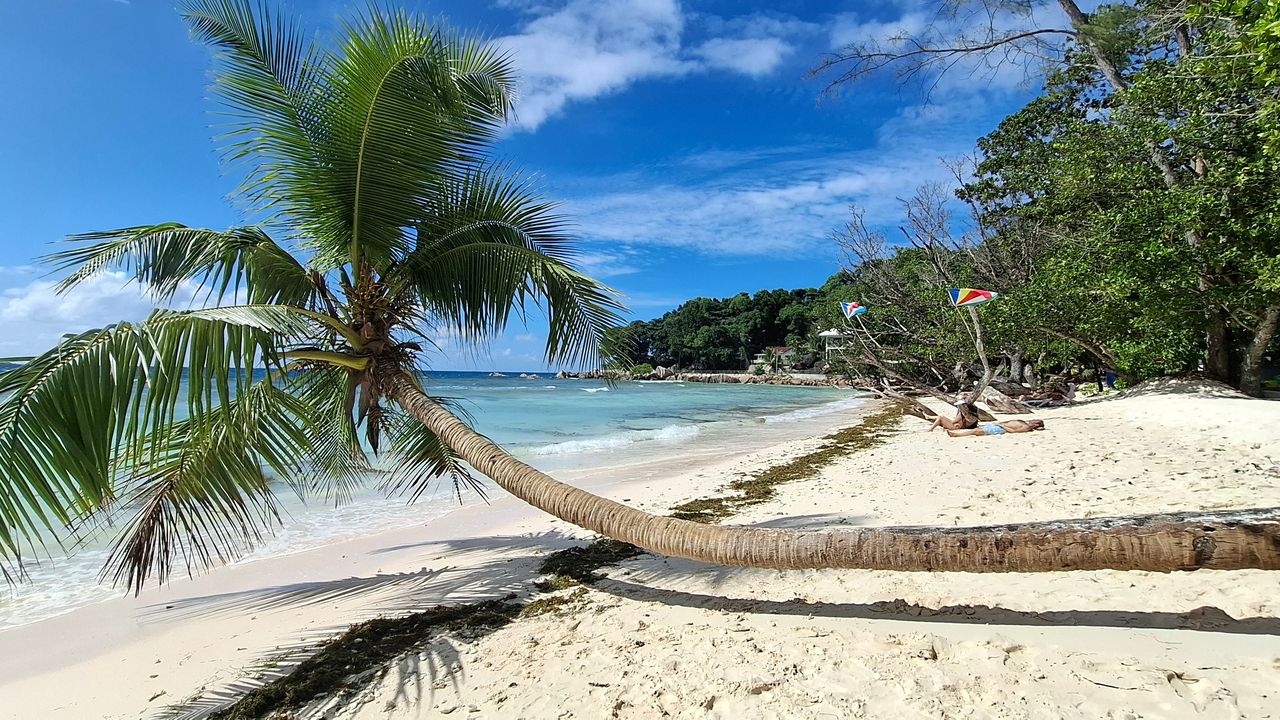 Michele en Marielle van Matoke Tours op studiereis naar de Seychellen