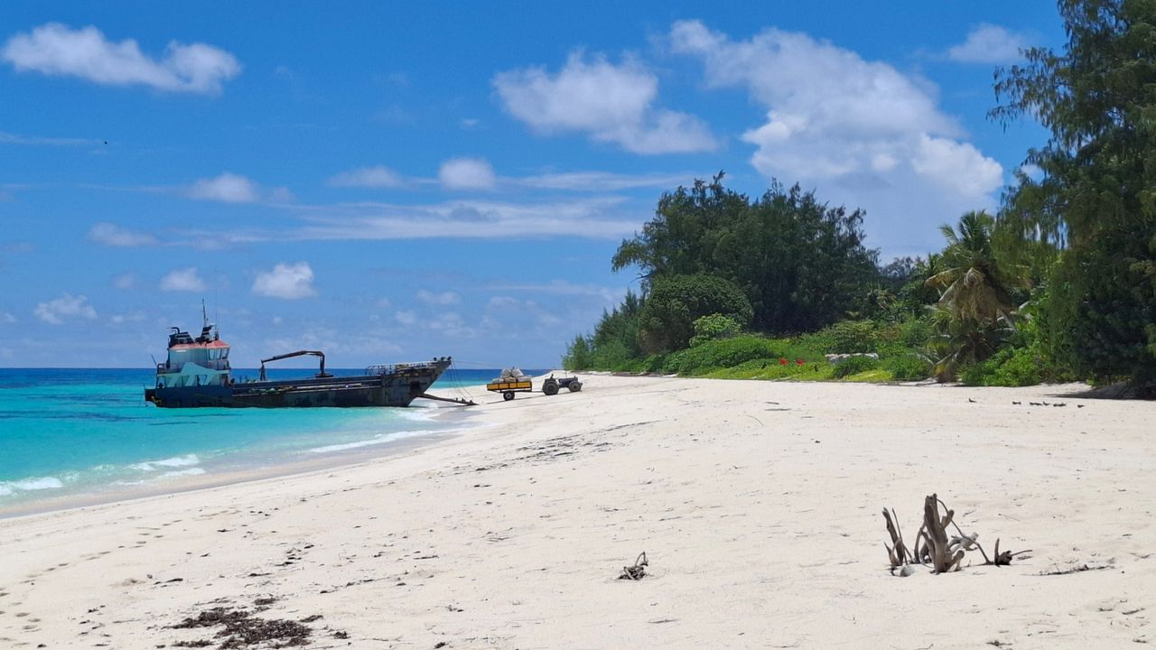 Michele en Marielle van Matoke Tours op studiereis naar de Seychellen