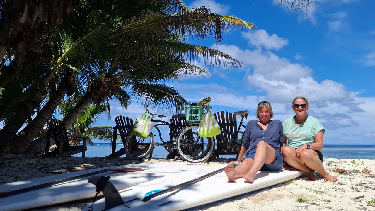 Michele en Marielle van Matoke Tours op studiereis naar de Seychellen