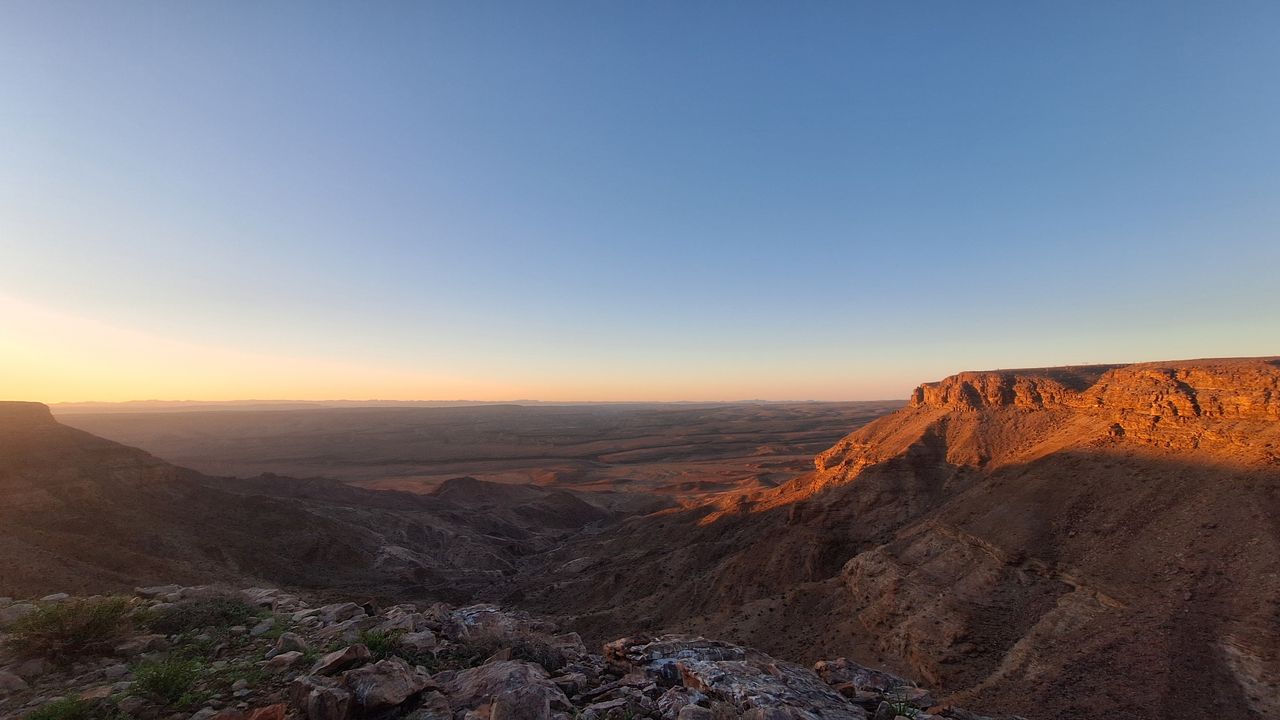 Reisspecialist Marit van Matoke Tours op studiereis in Namibië