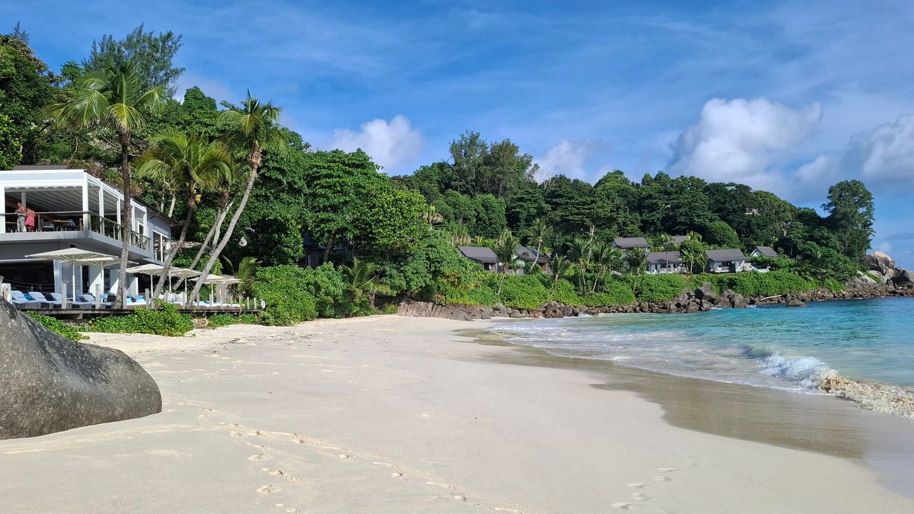 Michele en Marielle van Matoke Tours op studiereis naar de Seychellen