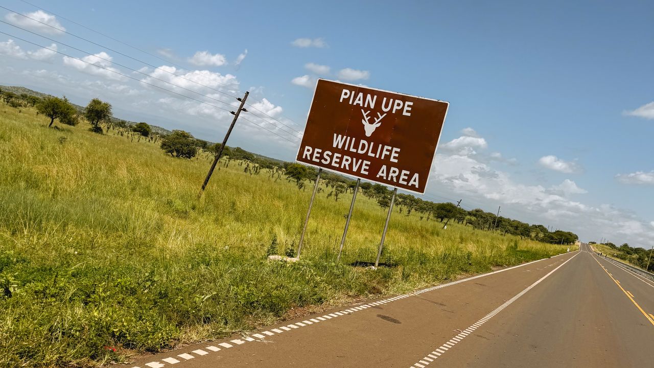 Reisspecialist Celia van Matoke Tours op studiereis door noordoost Oeganda