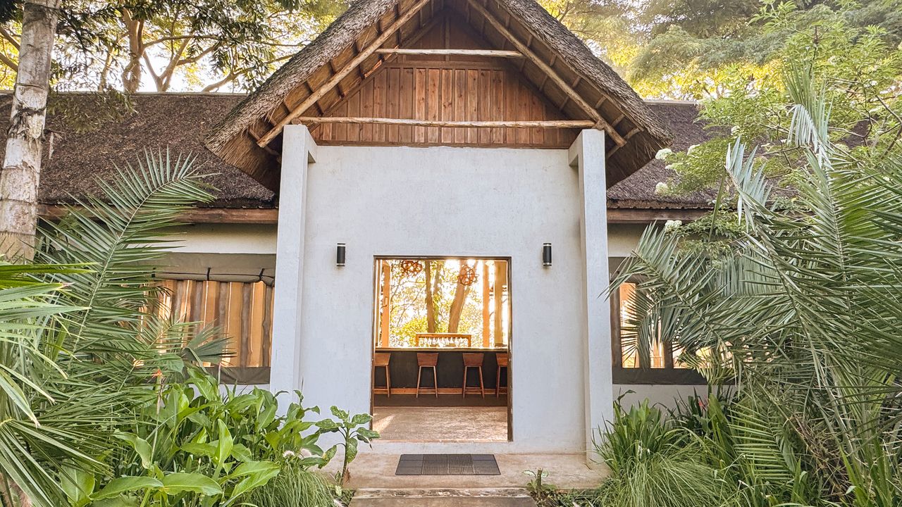 Reisspecialist Celia van Matoke Tours op studiereis door noordoost Oeganda