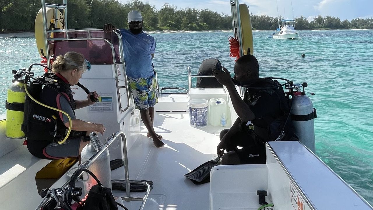 Michele en Marielle van Matoke Tours op studiereis naar de Seychellen